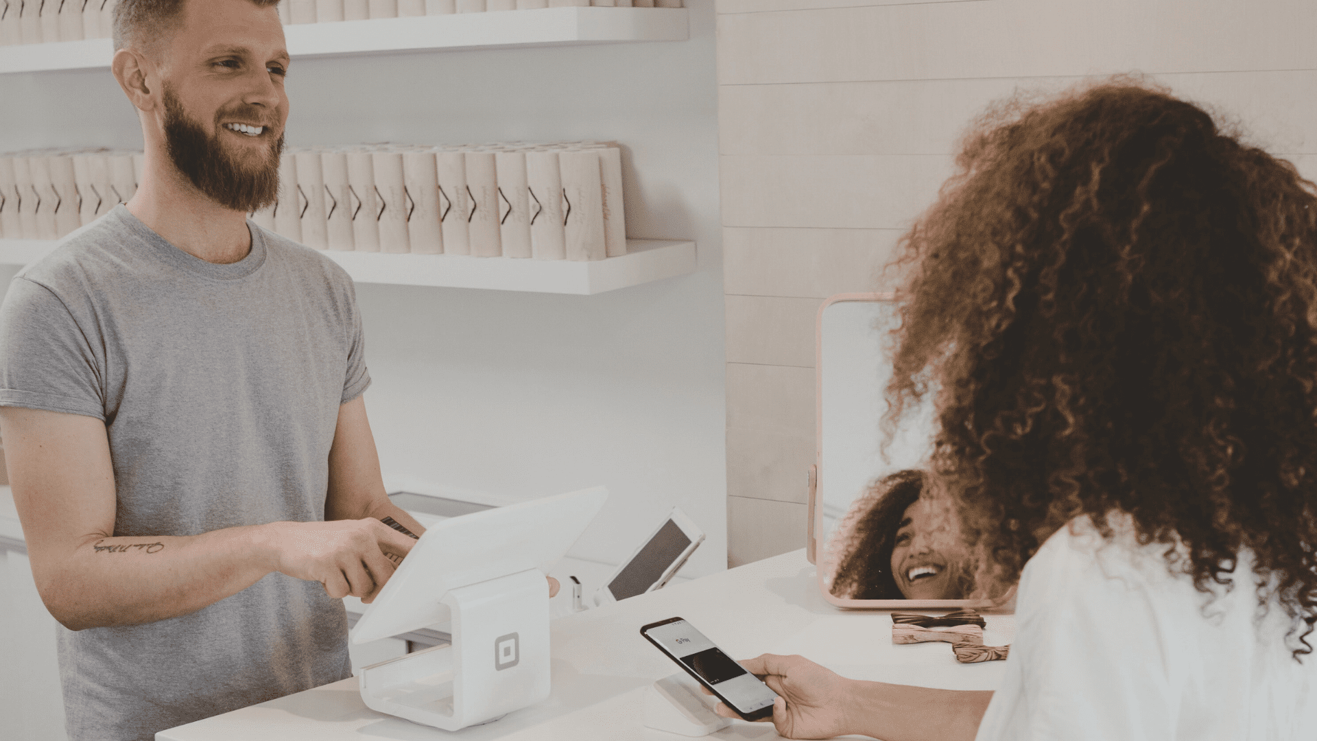 Membangun Hubungan yang Kokoh dengan Pelanggan: 10 Langkah Efektif untuk Keberhasilan Bisnis Membangun Hubungan yang Kokoh dengan Pelanggan: 10 Langkah Efektif untuk Keberhasilan Bisnis