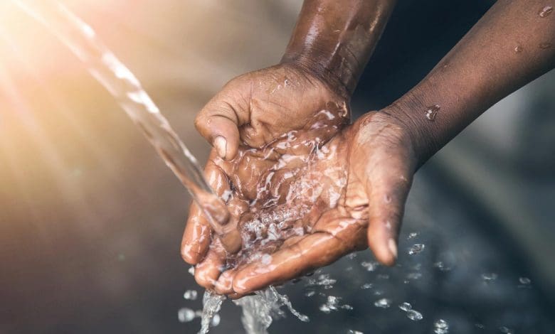 Pemanen Air Revolusioner Mengekstrak Lebih Banyak Air Dari Udara Dengan Menggunakan Setengah Energinya Pemanen Air Revolusioner Mengekstrak Lebih Banyak Air Dari Udara Dengan Menggunakan Setengah Energinya