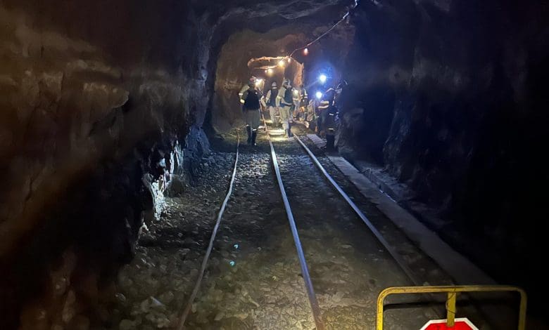 Dunia Tersembunyi Di Bawah Permukaan Bumi: Penelitian Baru Terungkap Militas Mikroba Miles Di Bawah Tanah Yang Menakjubkan Dunia Tersembunyi Di Bawah Permukaan Bumi: Penelitian Baru Terungkap Militas Mikroba Miles Di Bawah Tanah Yang Menakjubkan