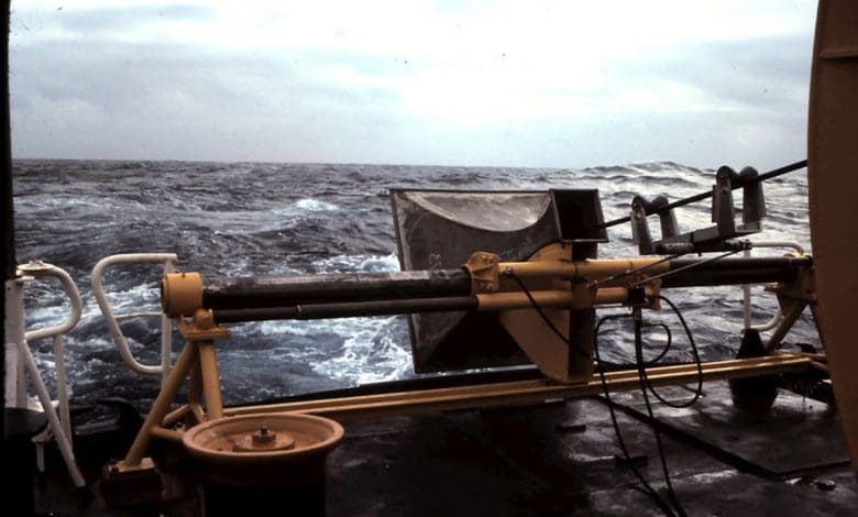 Siapa – atau Apa – yang Berbicara di Lautan? Suara Aneh yang Berulang di Cekungan Fiji Selatan